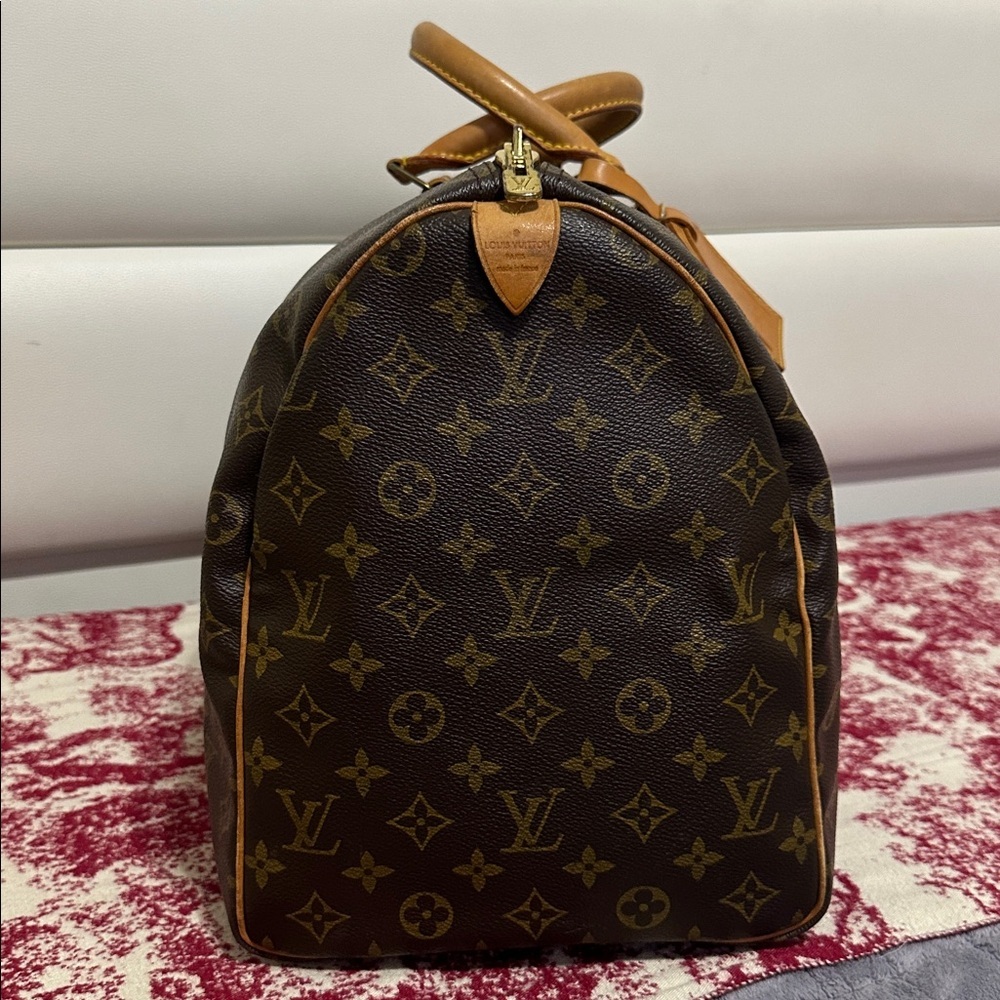 Louis Vuitton Monogram Keepall 50 - Picture 4 of 15